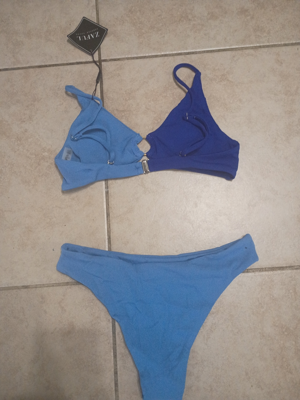 Zaful Two-Tone Blue Ribbed Bikini Set - Light & Deep Blue - Picture 3 of 5